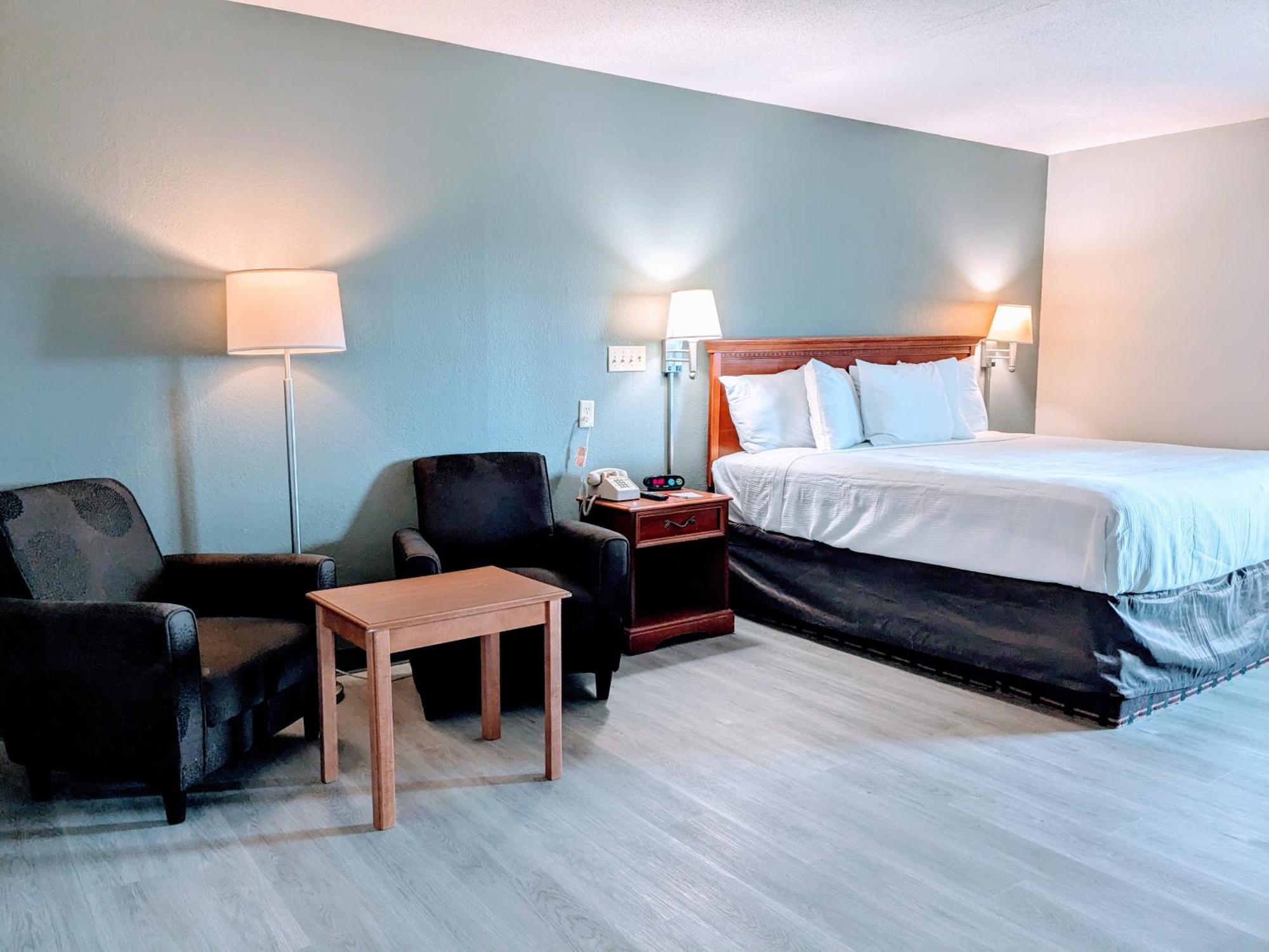 Baymont By Wyndham Lebanon In Villa Exterior photo
